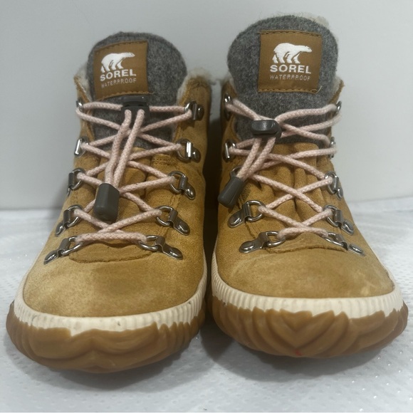 Sorel Out N About Conquest Boot - Kids' Sz 3 - Picture 2 of 13